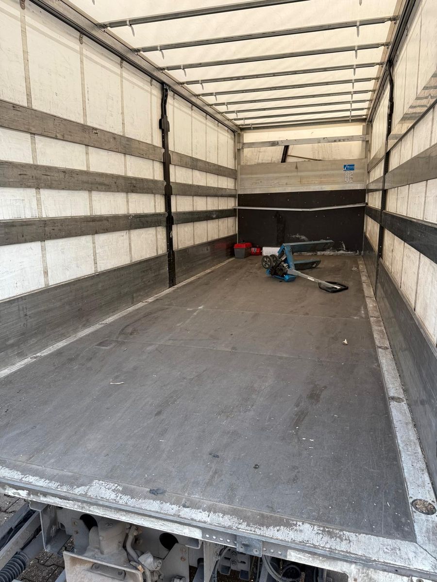 Fahrzeugabbildung DAF LF 290 16 Tonnen , Automatik