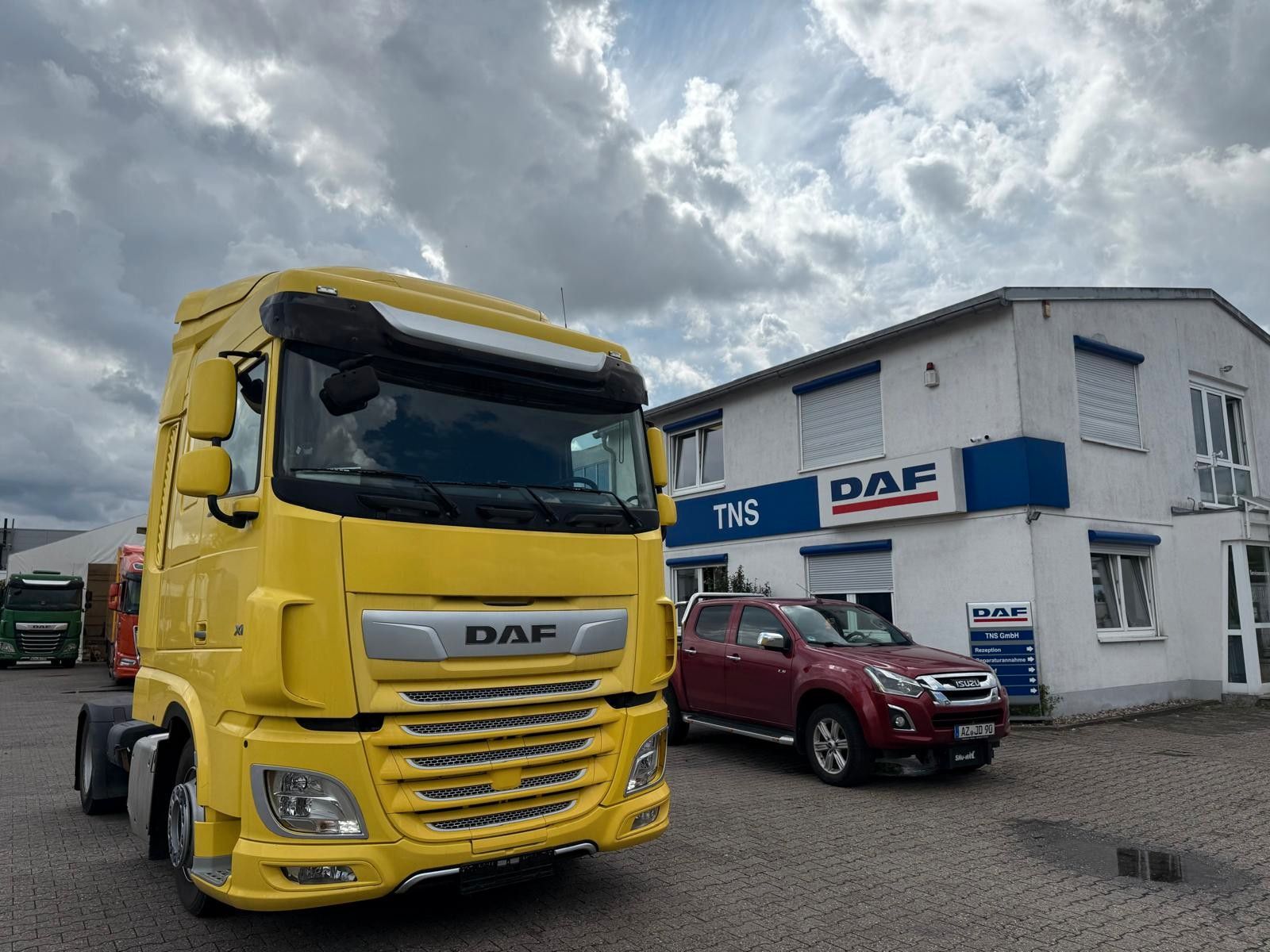 Fahrzeugabbildung DAF XF 106.480 Mega, wie NEU !!!, MIETKAUF