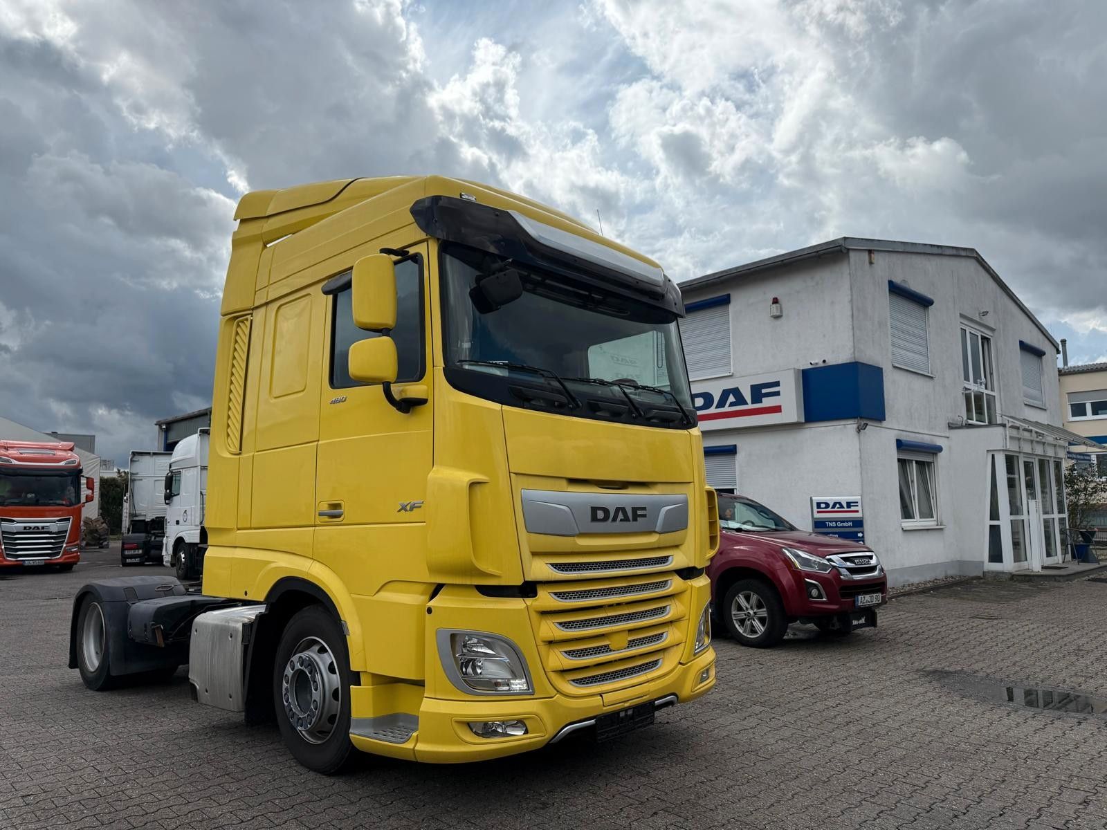 Fahrzeugabbildung DAF XF 106.480 Mega, wie NEU !!!, MIETKAUF
