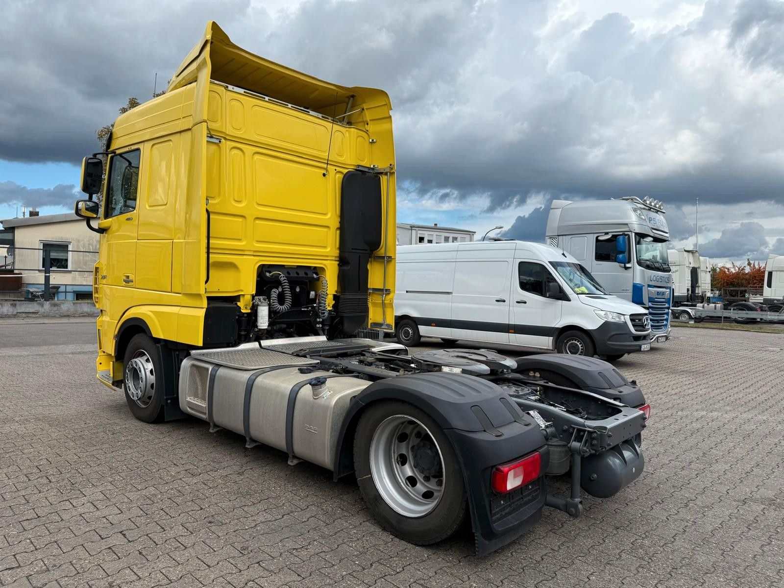 Fahrzeugabbildung DAF XF 106.480 Mega, wie NEU !!!, MIETKAUF