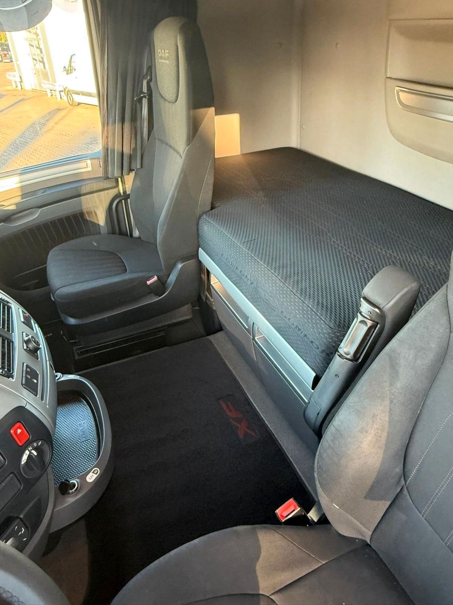 Fahrzeugabbildung DAF XF 106.480, Retarder, TOP, 1. Hand