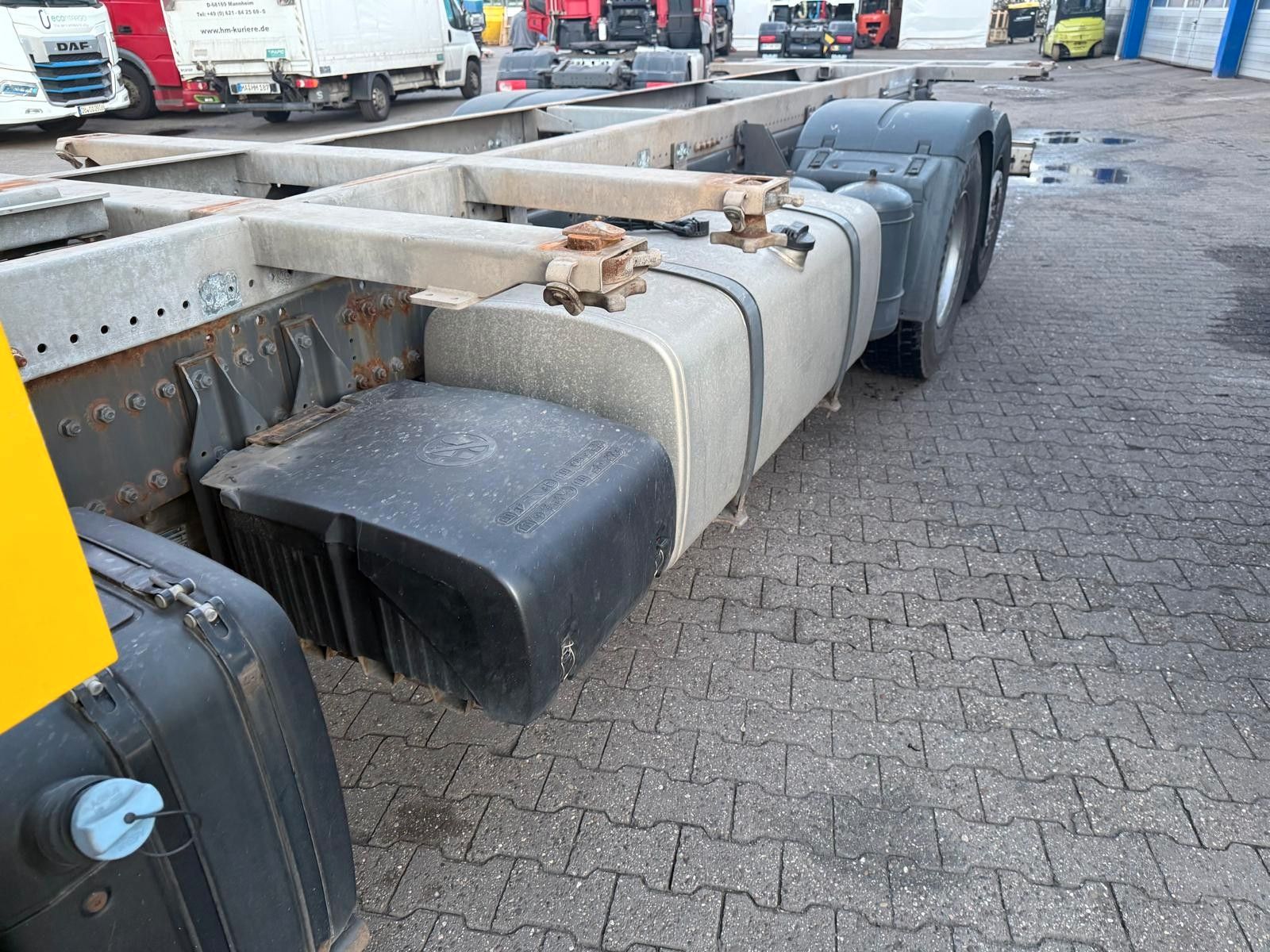 Fahrzeugabbildung DAF XF 106.460 Intarder, Fahrgestell