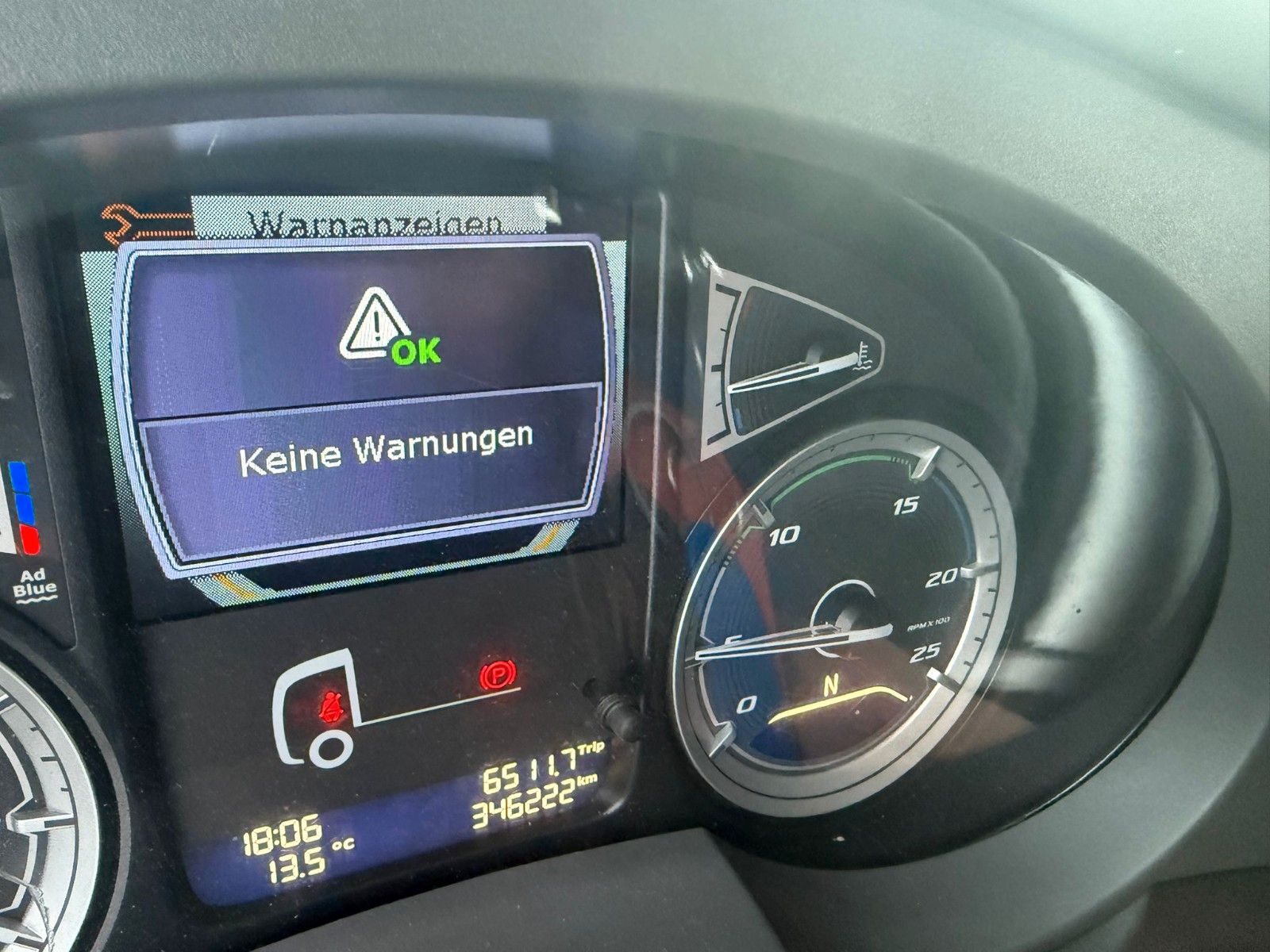 Fahrzeugabbildung DAF XF 106.480, 1. Hand, neue Reifen, Garantie