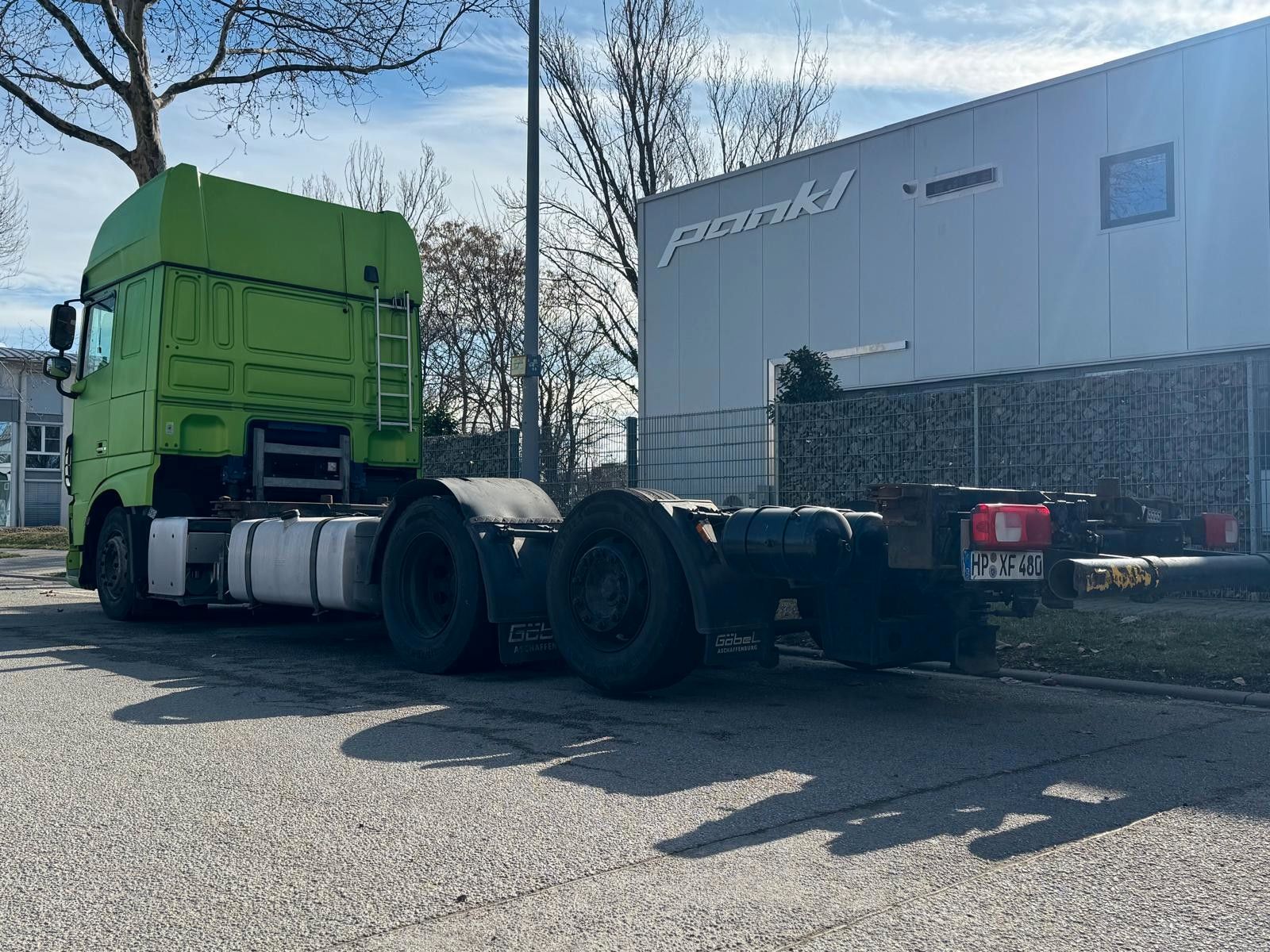 Fahrzeugabbildung DAF XF 106.460 Intarder, Multiwechsler