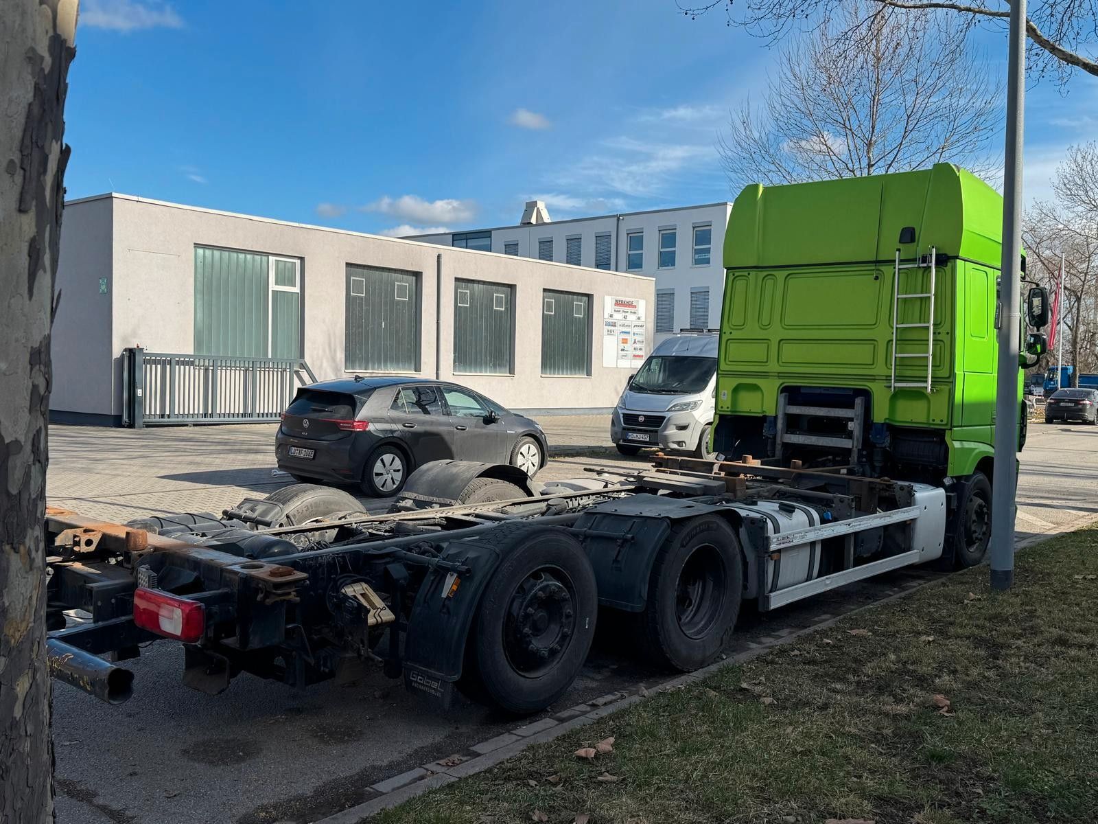 Fahrzeugabbildung DAF XF 106.460 Intarder, Multiwechsler