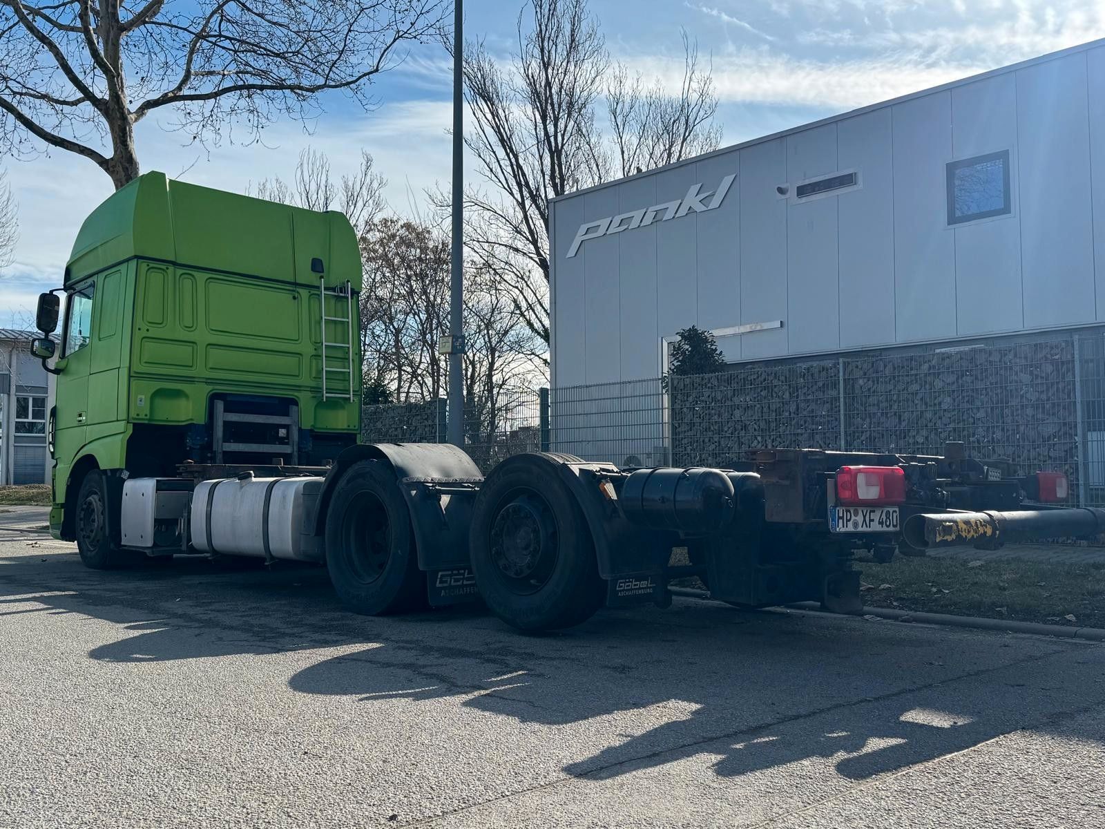 Fahrzeugabbildung DAF XF 106.460 Intarder, Multiwechsler